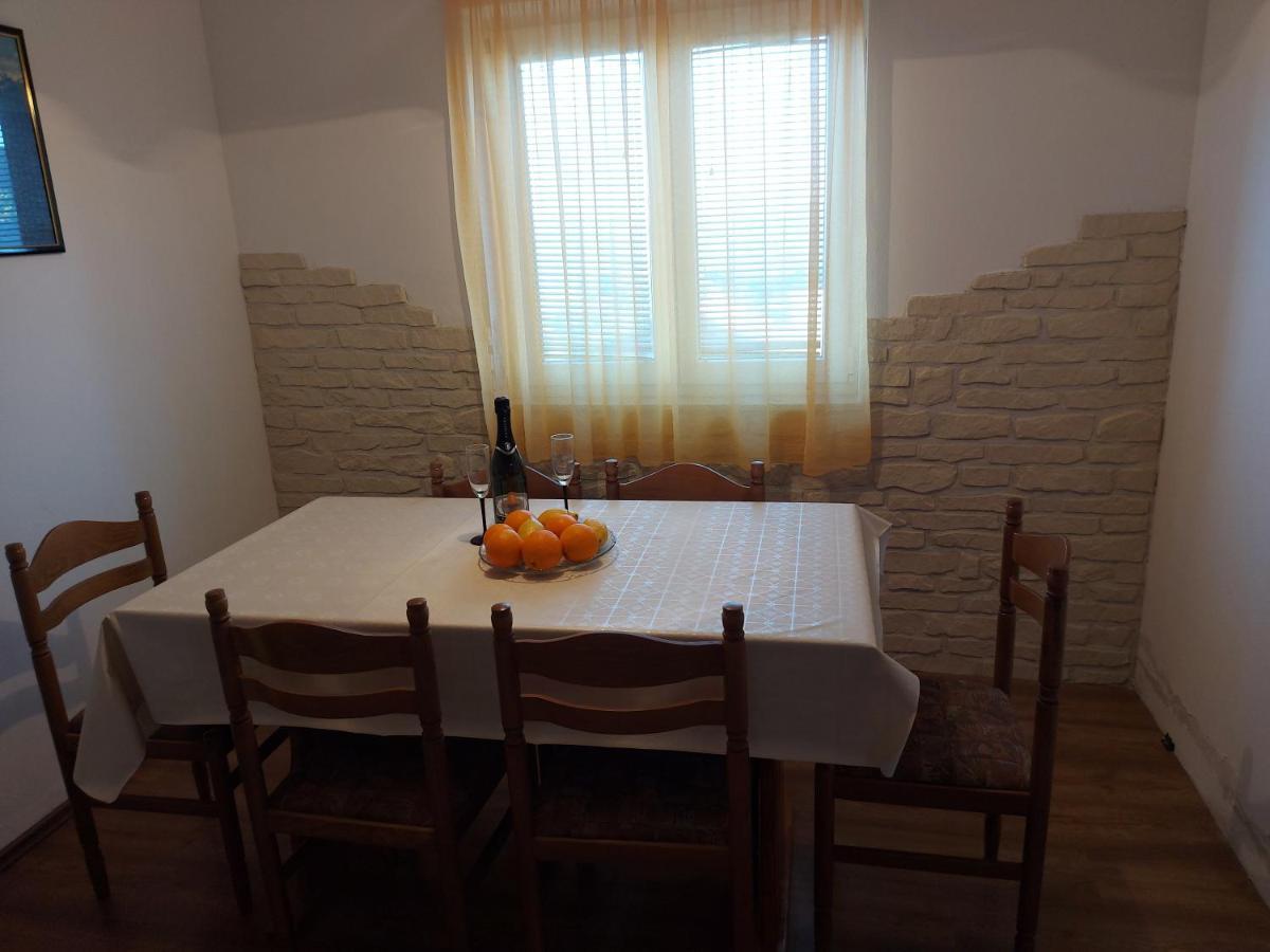 Apartmani Tatjana Округ Горни Экстерьер фото