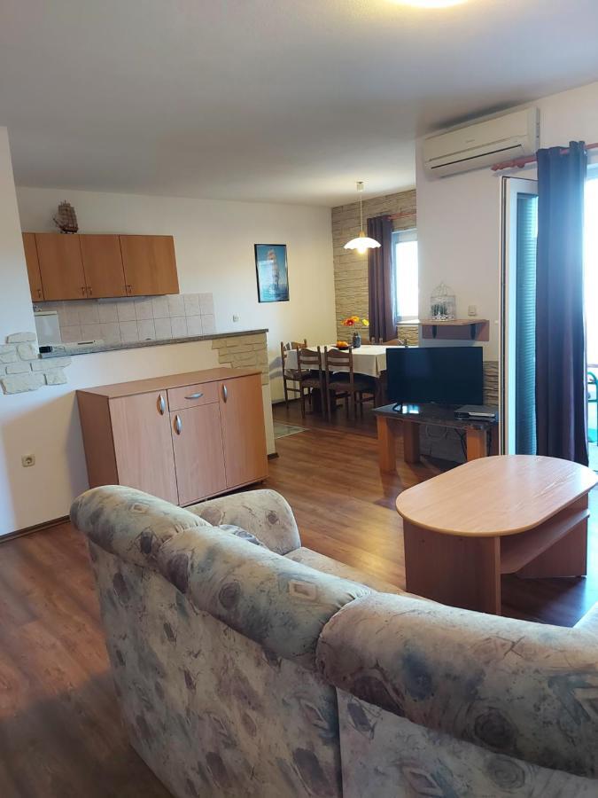 Apartmani Tatjana Округ Горни Экстерьер фото