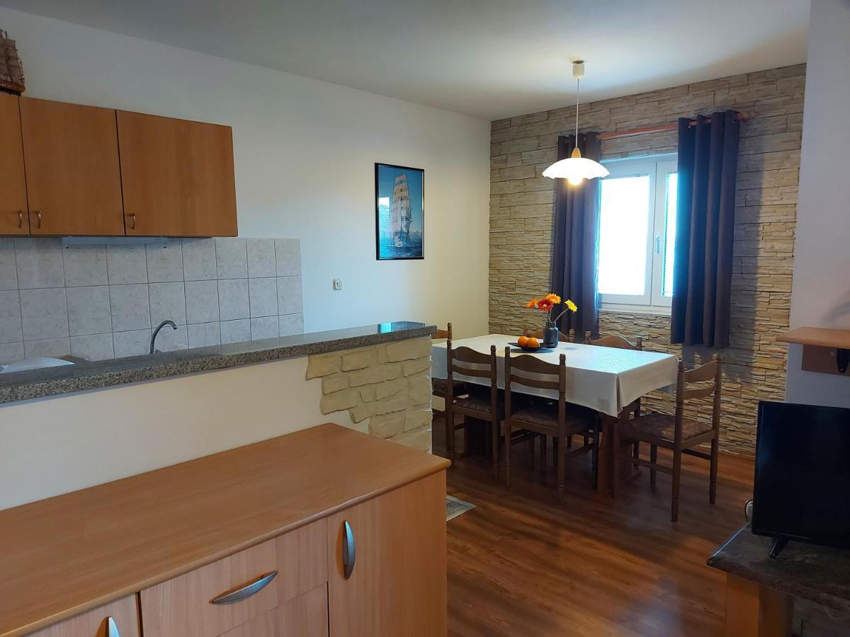 Apartmani Tatjana Округ Горни Экстерьер фото