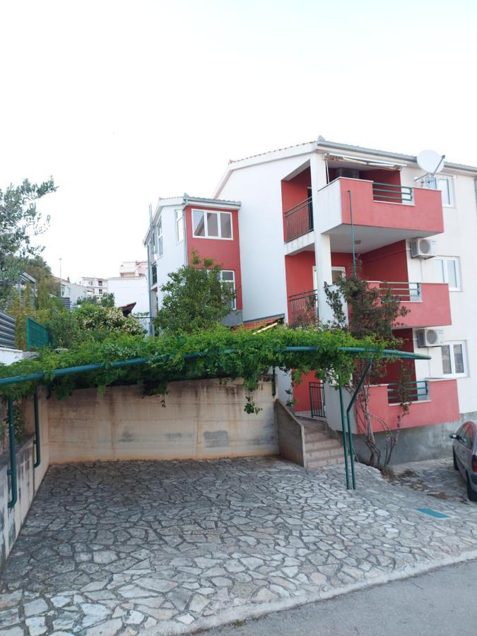 Apartmani Tatjana Округ Горни Экстерьер фото